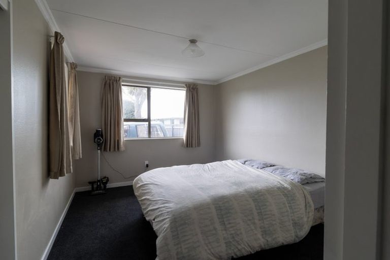 Photo of property in 24 Paterson Street, Grasmere, Invercargill, 9810