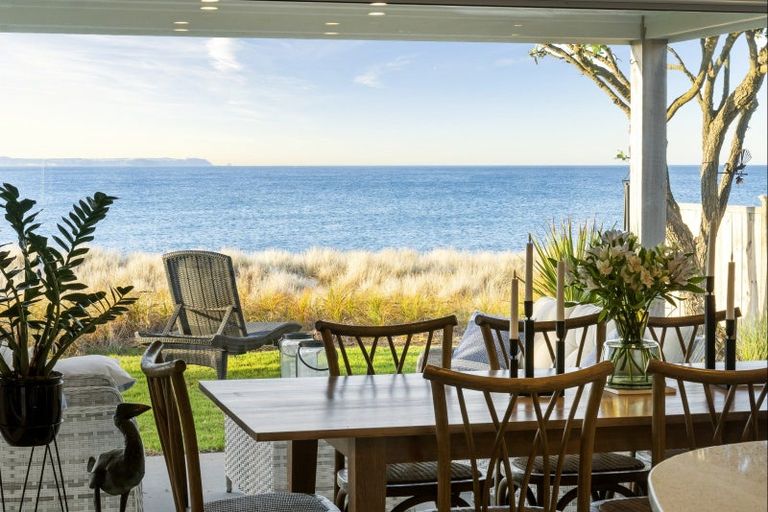 Photo of property in 85 Karewa Parade, Papamoa Beach, Papamoa, 3118