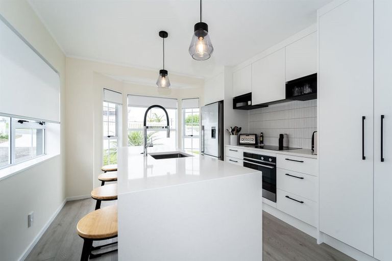 Photo of property in 35a Stanley Avenue, Milford, Auckland, 0620