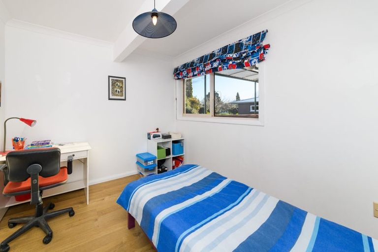 Photo of property in 39 Lincoln Terrace, Hokowhitu, Palmerston North, 4410