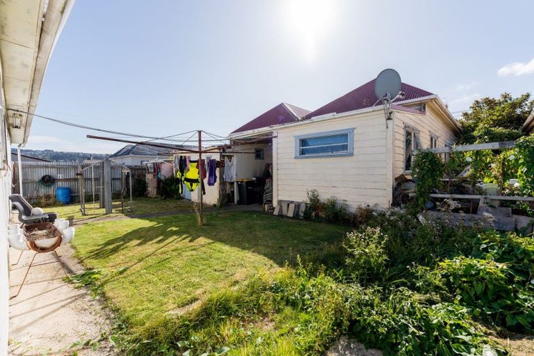 Photo of property in 21 Calder Street, Saint Kilda, Dunedin, 9012