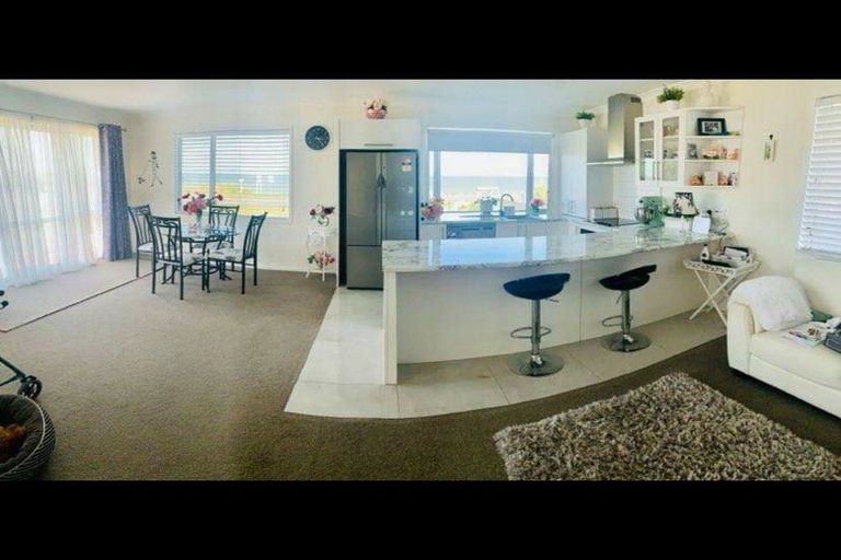 Photo of property in 140 North Shore Road, Eskdale, Napier, 4182