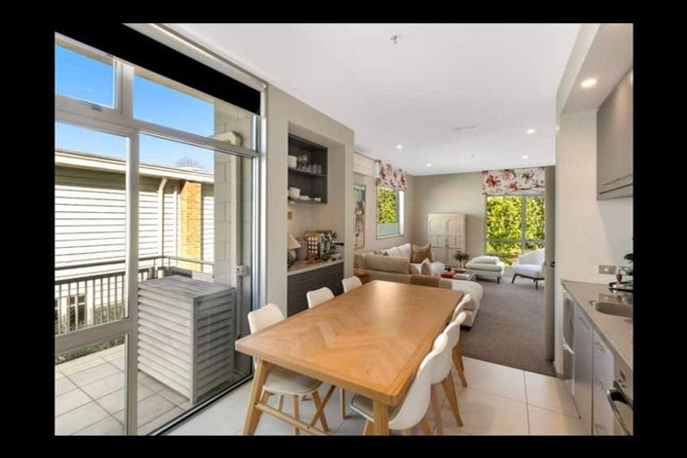 Photo of property in 11/41 Cambridge Terrace, Christchurch Central, Christchurch, 8013
