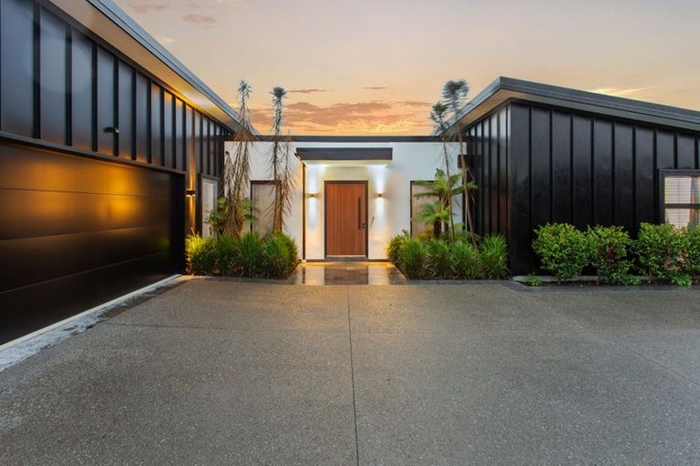 Photo of property in 9 Farrelly Place, Casebrook, Christchurch, 8051