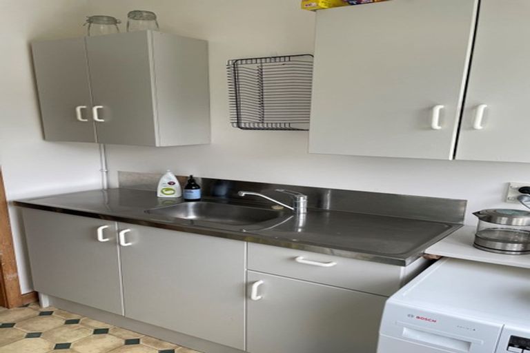 Photo of property in 140 Upland Road, Kelburn, Wellington, 6012