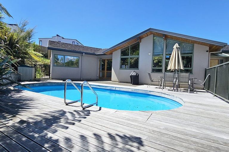 Photo of property in 71 Gills Road, Albany Heights, Auckland, 0632