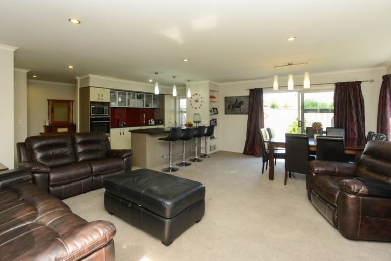 Photo of property in 100a Guppy Road, Taradale, Napier, 4112