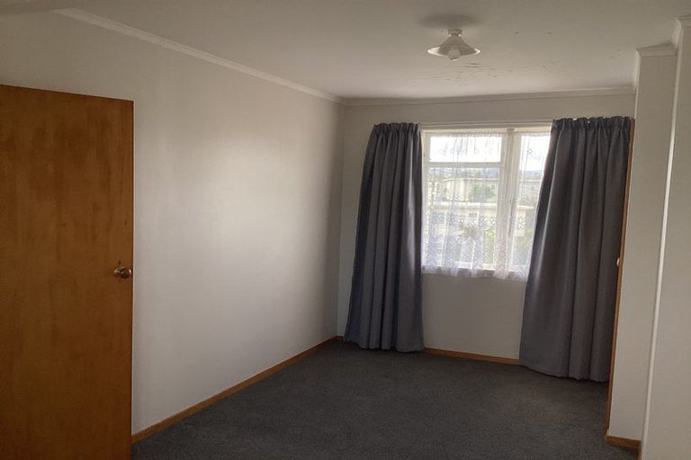 Photo of property in 1/17 Trevethick Grove, Woburn, Lower Hutt, 5010