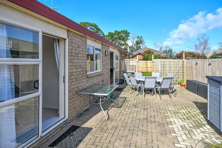 Photo of property in 22 Sheriff Place, Randwick Park, Auckland, 2105