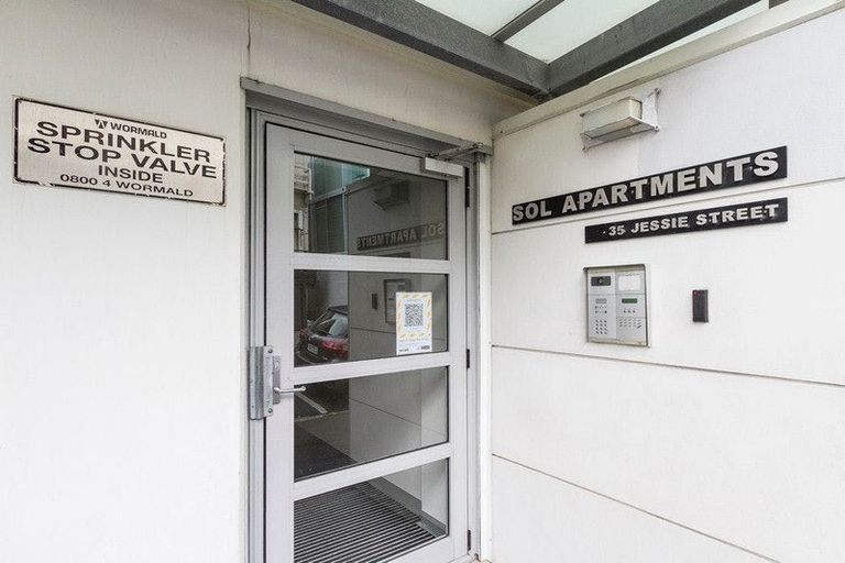 Photo of property in Sol Apartments, 28/37 Jessie Street, Te Aro, Wellington, 6011