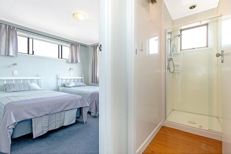 Photo of property in 13 Sunvale Crescent, Whataupoko, Gisborne, 4010