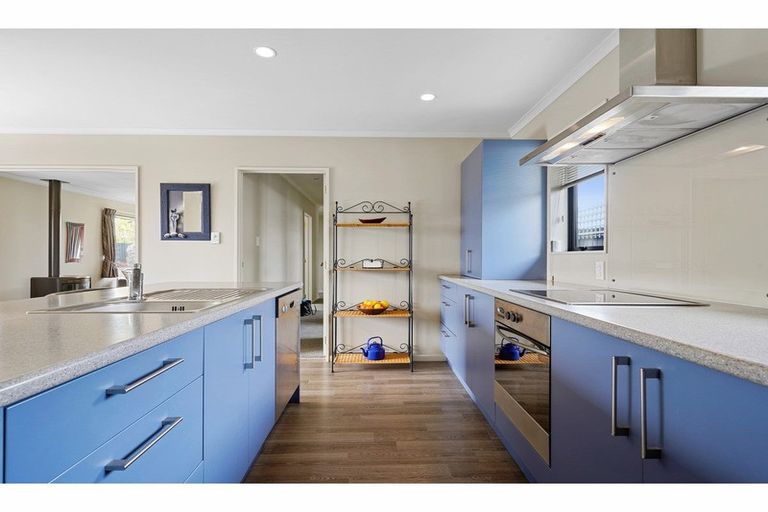 Photo of property in 29a De Havilland Street, Hornby, Christchurch, 8042