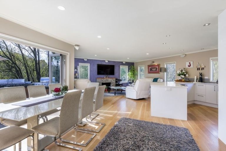 Photo of property in 7c Hobbs Road, Matakatia, Whangaparaoa, 0930