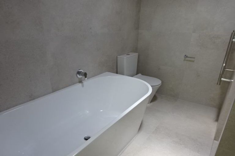 Photo of property in 15 Gunn Way, Hobsonville, Auckland, 0616