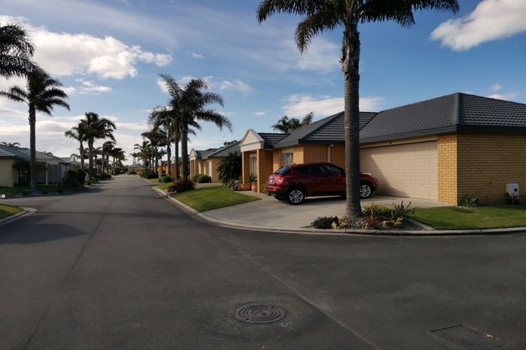 Photo of property in Diamond Sands, 13/644 Grenada Street, Papamoa Beach, Papamoa, 3118