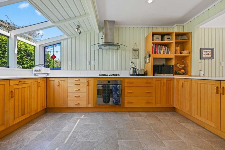 Photo of property in 14 Mcdowall Place, Queenwood, Hamilton, 3210