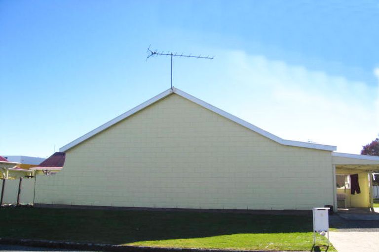 Photo of property in 9 Frickleton Street, Greymouth, 7805