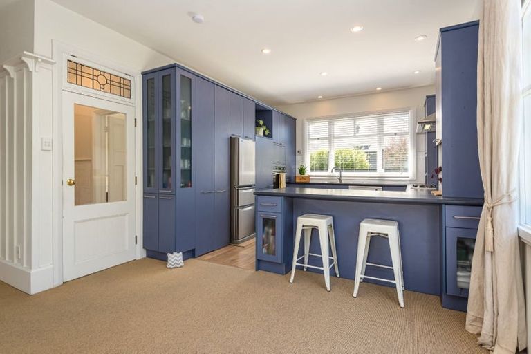 Photo of property in 2/128 Weston Road, St Albans, Christchurch, 8052