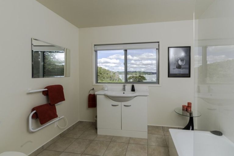 Photo of property in 5c Deeming Road, Okiato, Russell, 0272