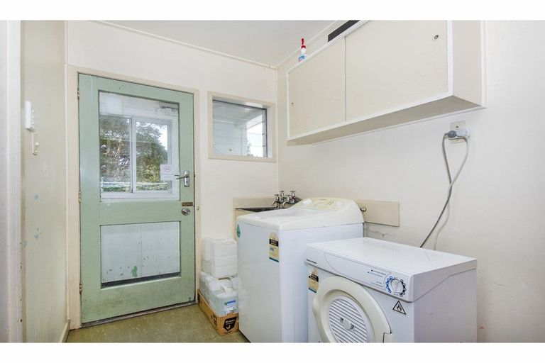 Photo of property in 22 West Coast Road, Te Kopuru, 0371