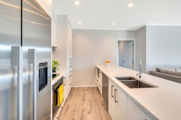 Photo of property in 34 Acacia Road, Torbay, Auckland, 0632