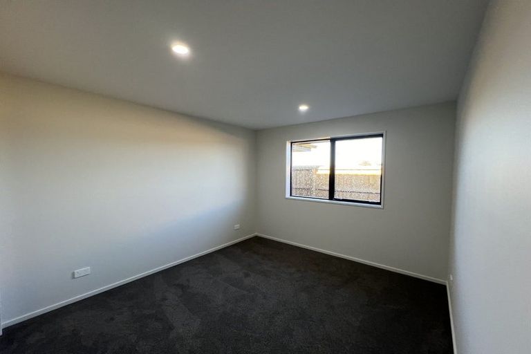 Photo of property in 35 Cousins Street, Woodend, 7691