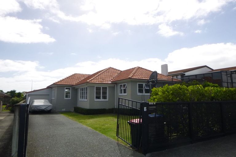 Photo of property in 1/7 Neville Street, Point Chevalier, Auckland, 1022