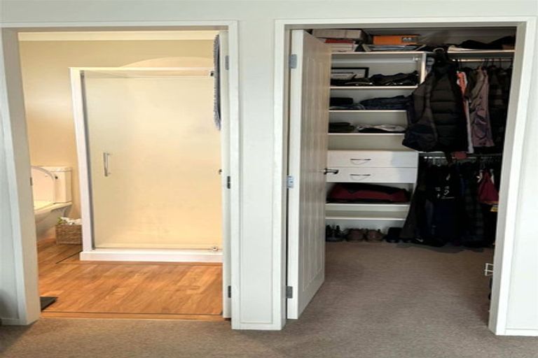 Photo of property in 42 Peter Hall Drive, Kelvin Grove, Palmerston North, 4414