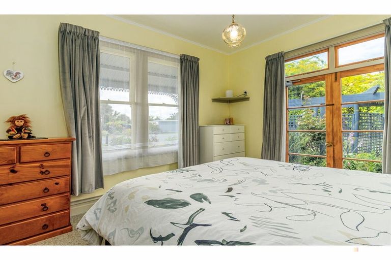 Photo of property in 42 Campbell Street, Geraldine, 7930