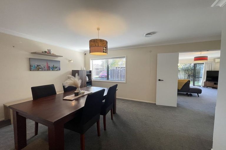 Photo of property in 18 Sarah Place, Papamoa Beach, Papamoa, 3118