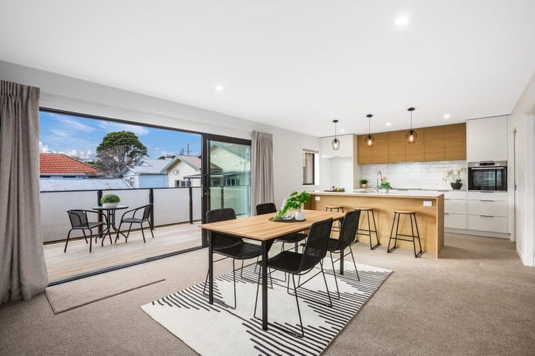 Photo of property in 12a Leighton Avenue, Waiwhetu, Lower Hutt, 5010