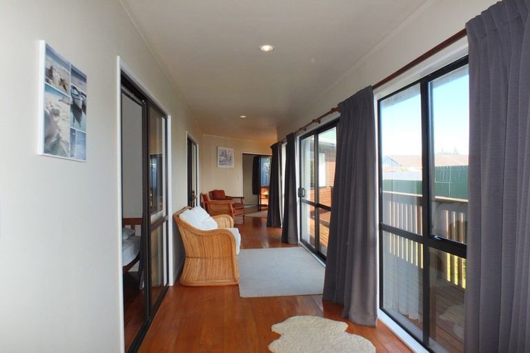 Photo of property in 30 Pratt Avenue, Foxton Beach, Foxton, 4815