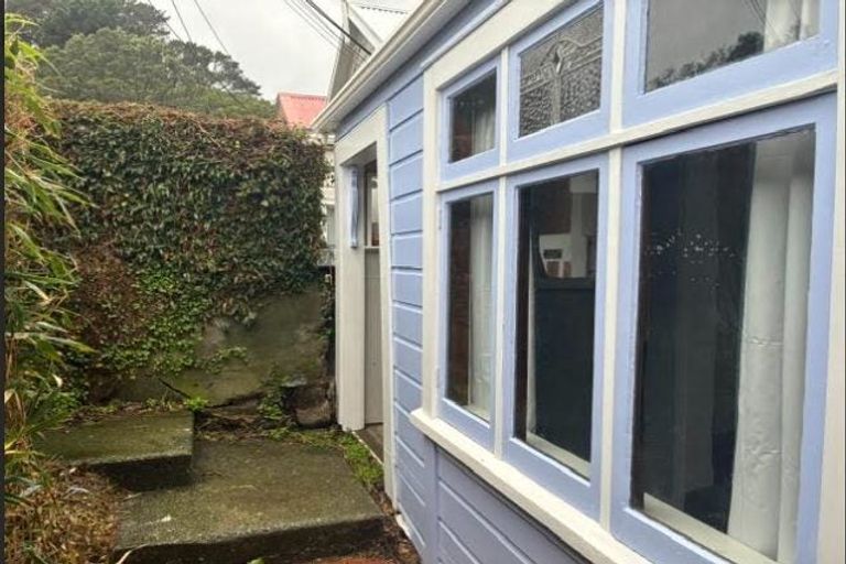 Photo of property in 106 Mein Street, Newtown, Wellington, 6021