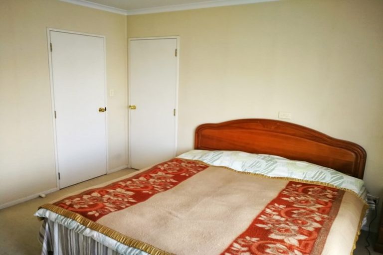 Photo of property in Tuscany Towers, 83/1 Ambrico Place, New Lynn, Auckland, 0600