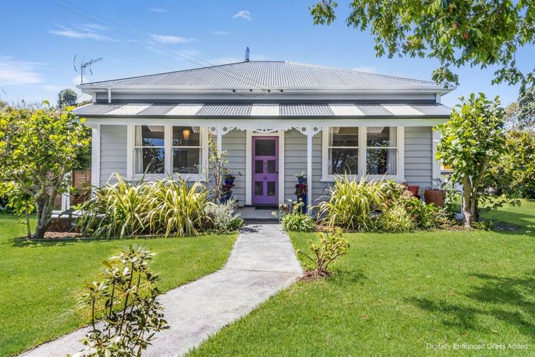 Photo of property in 12 Harris Street, Waitara, 4320