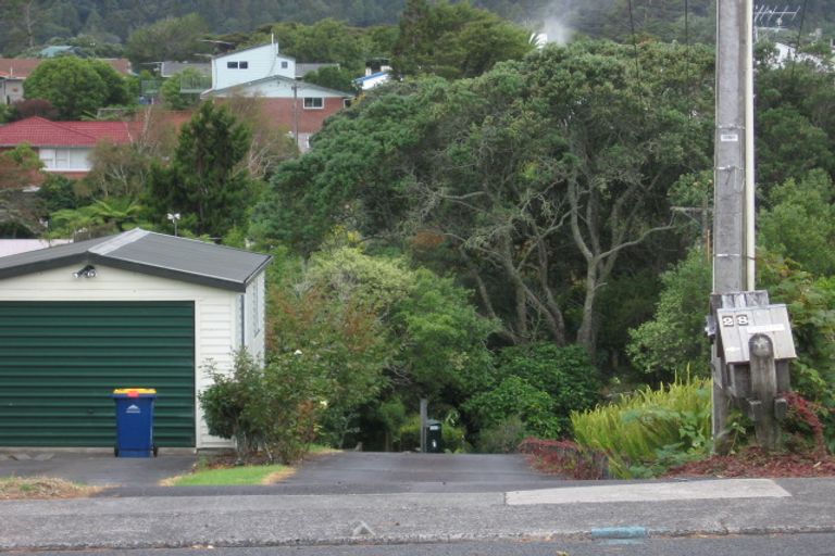 Photo of property in 28 Beach Haven Road, Beach Haven, Auckland, 0626