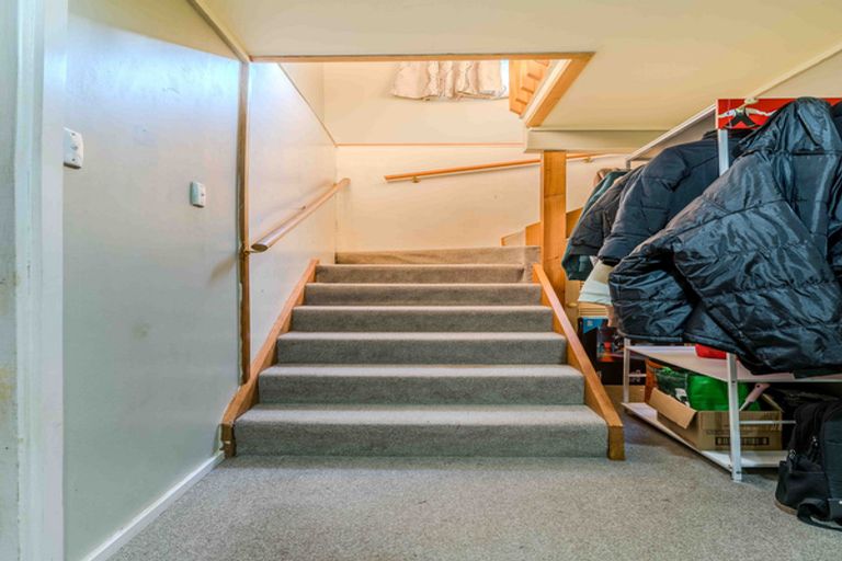 Photo of property in 27 Kelvin Road, North East Valley, Dunedin, 9010