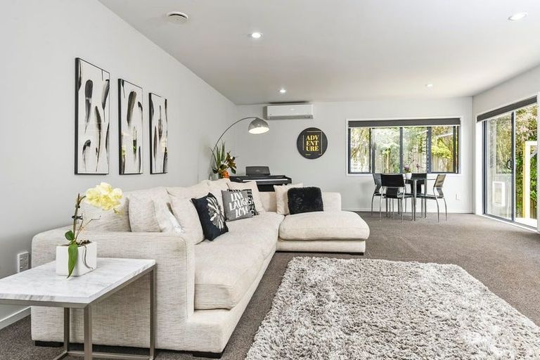 Photo of property in 24 Coralsea Way, Arkles Bay, Whangaparaoa, 0932