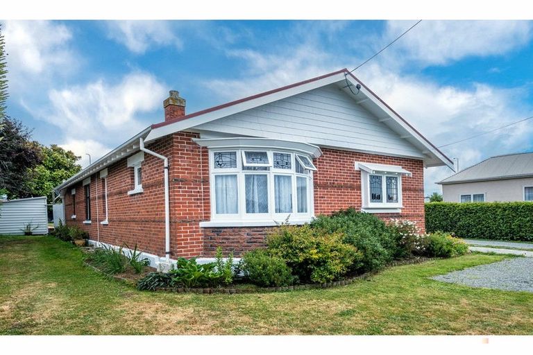 Photo of property in 22 Harris Street, Waimate, 7924
