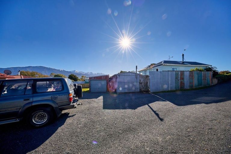 Photo of property in 123 Beach Road, Kaikoura, 7300