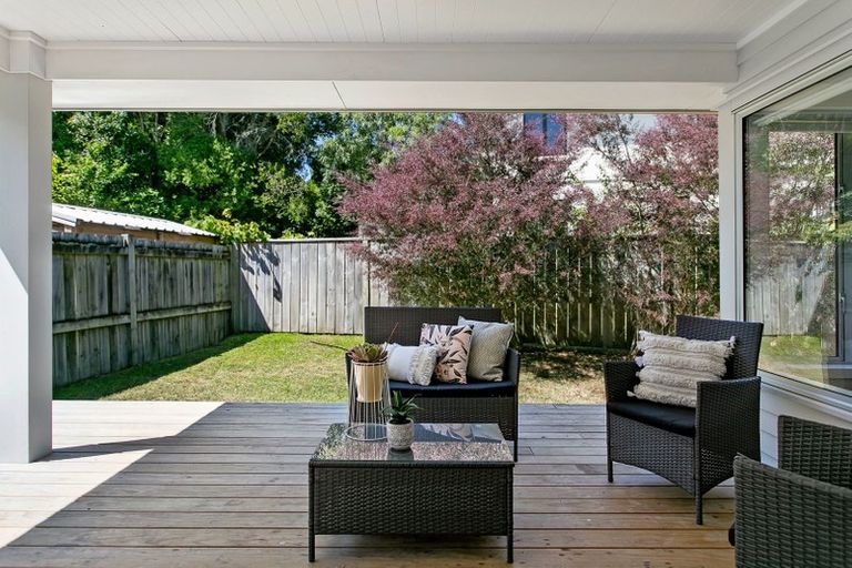 Photo of property in 27 Shepherd Road, Waipahihi, Taupo, 3330