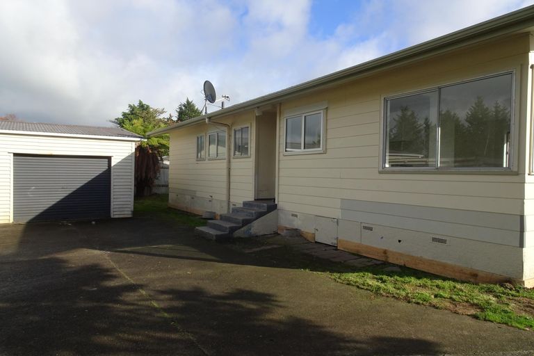 Photo of property in 71 Lisa Crescent, Mangakakahi, Rotorua, 3015