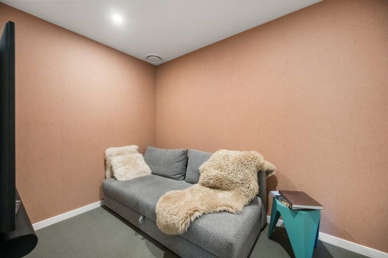 Photo of property in 120 Rob Roy Lane, Wanaka, 9305