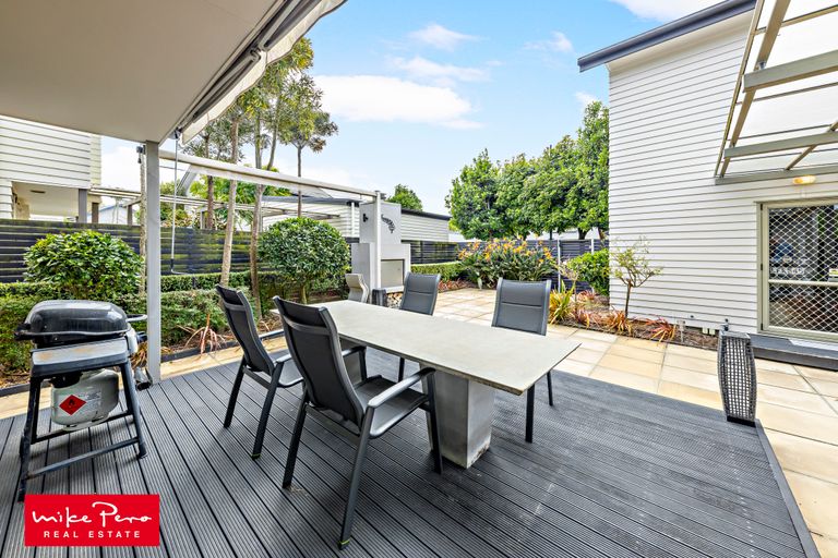 Photo of property in 47 Bruce Pulman Drive, Takanini, 2112
