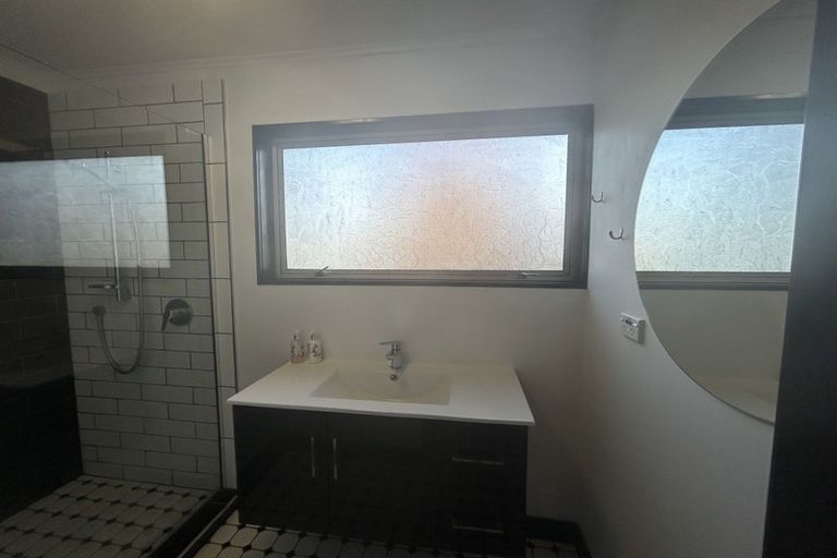 Photo of property in 20c Fairfield Avenue, Addington, Christchurch, 8024