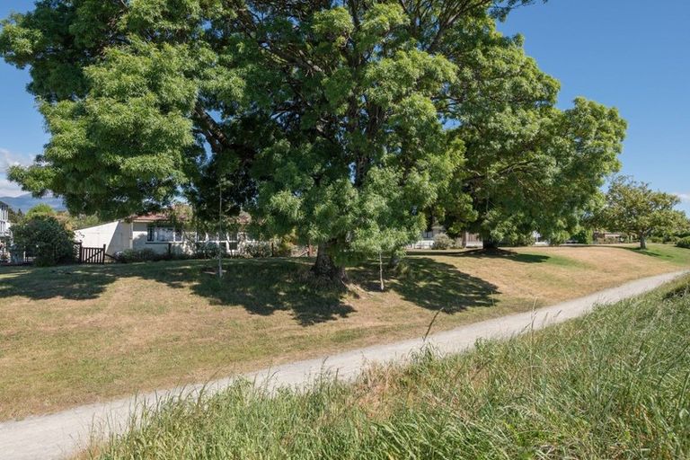 Photo of property in 43 Trewavas Street, Motueka, 7120