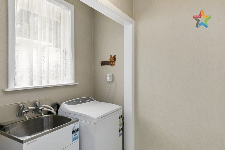 Photo of property in 146 George Street, Stokes Valley, Lower Hutt, 5019