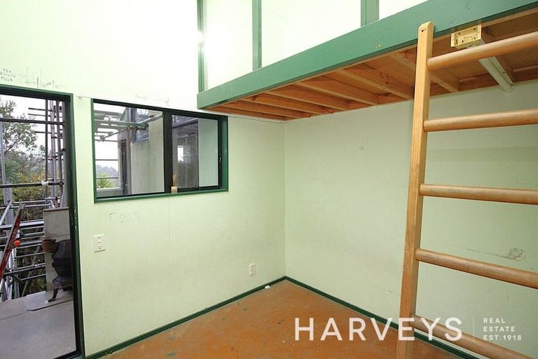 Photo of property in 131 Victory Road, Laingholm, Auckland, 0604