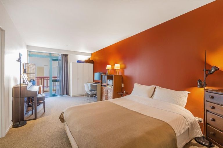 Photo of property in 164t Harbour Village Drive, Gulf Harbour, Whangaparaoa, 0930