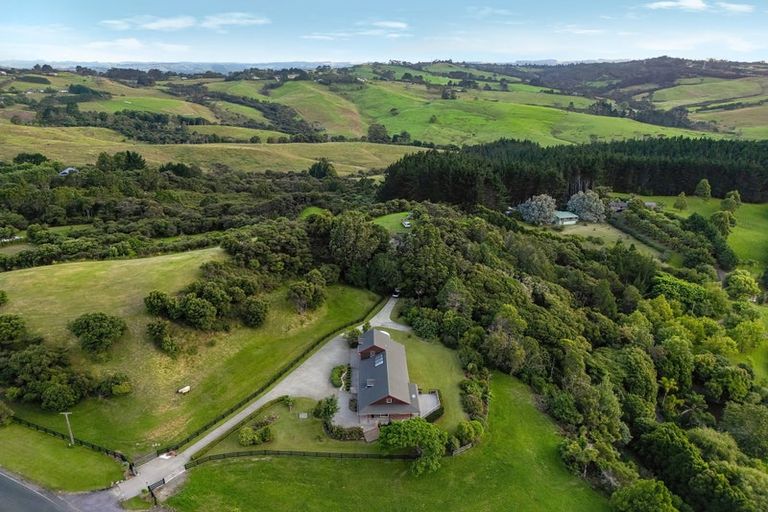 Photo of property in 131 Oyster Point Road, Kaukapakapa, Warkworth, 0984